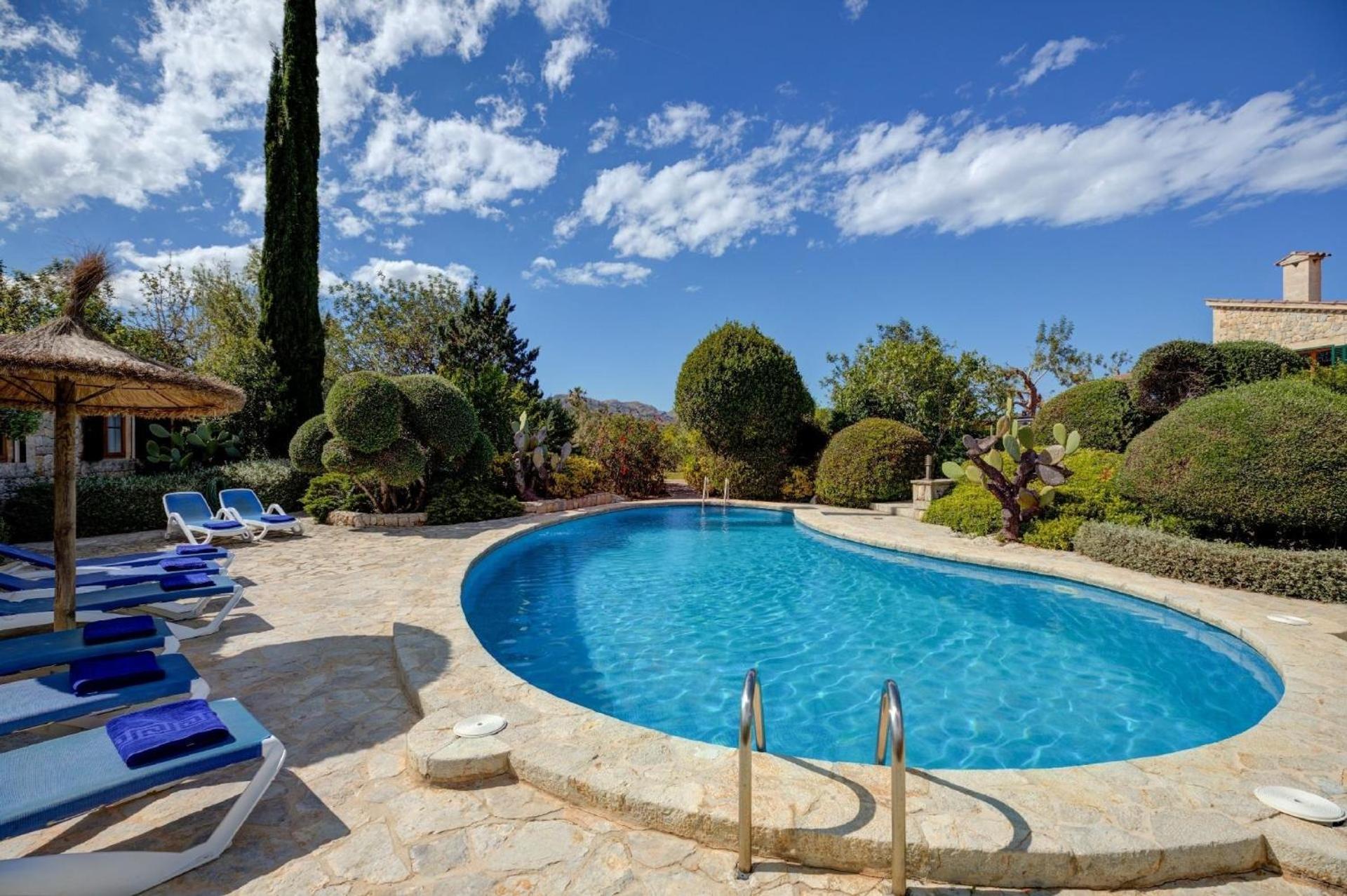 In Mit Grossem Pool Pollença